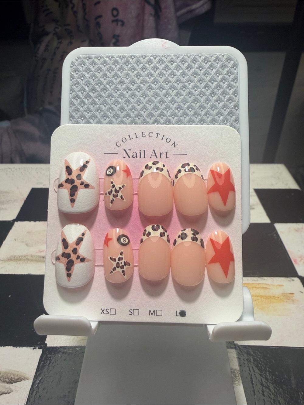 Nail Art Press-On Set in Peach, White & Leopard Print - Collection B